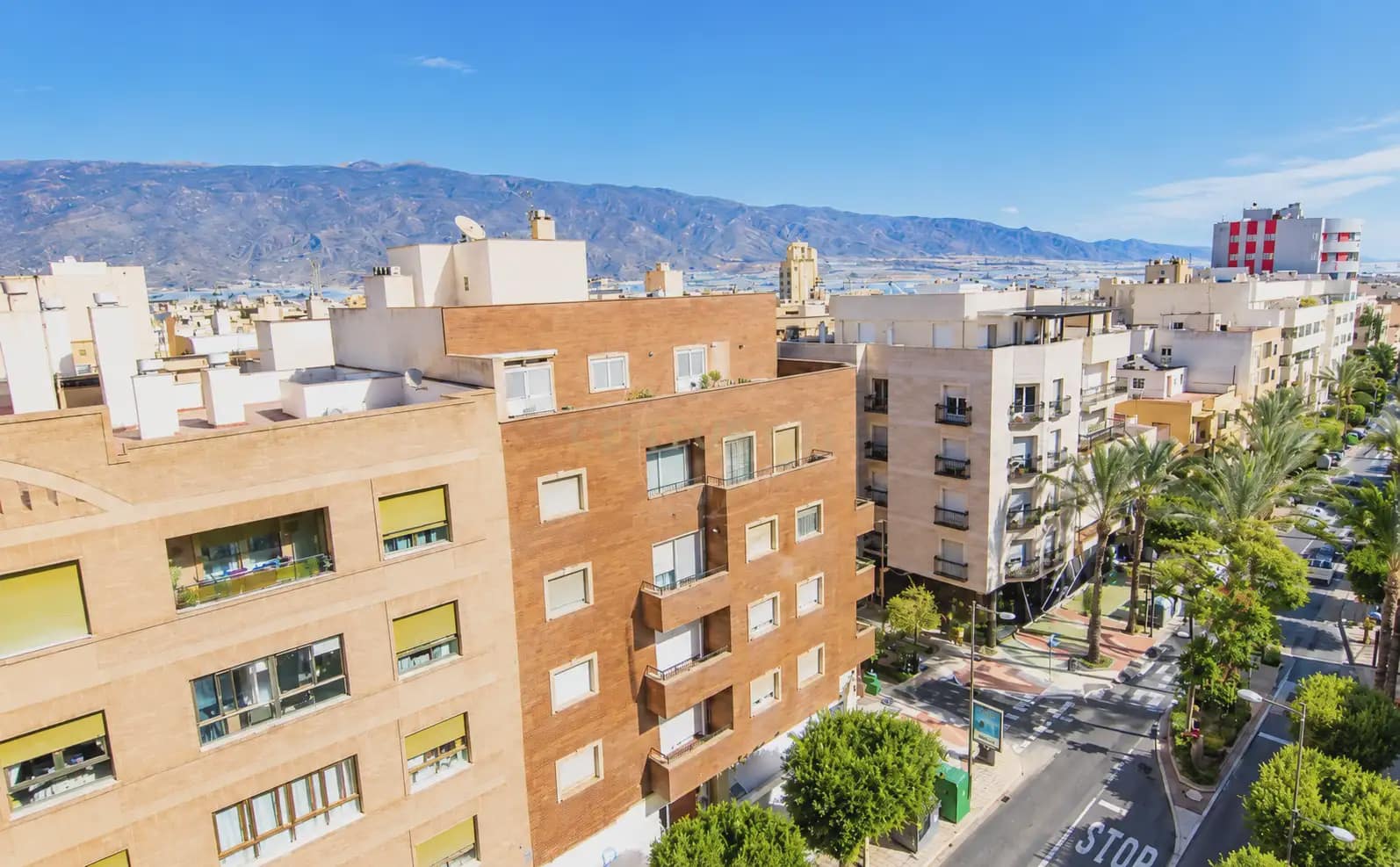 4 bedroom Flat for sale in El Ejido - € 122,800 (Ref: 10127332)