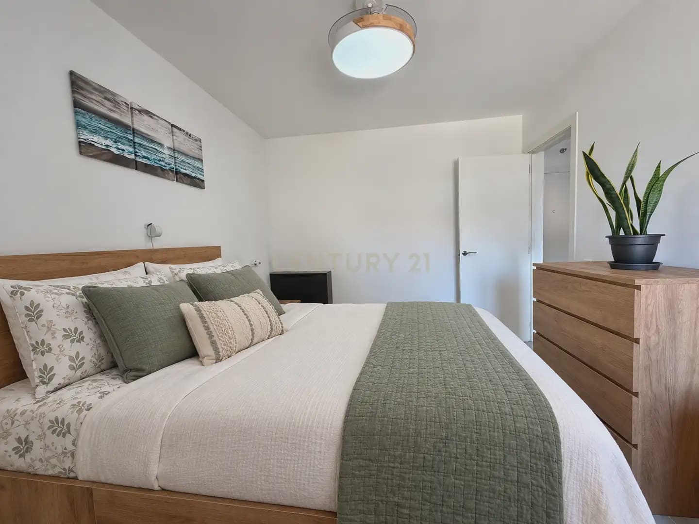 1 bedroom Beach Apartment for sale in Roquetas de Mar - € 156,000 (Ref: 10127333)