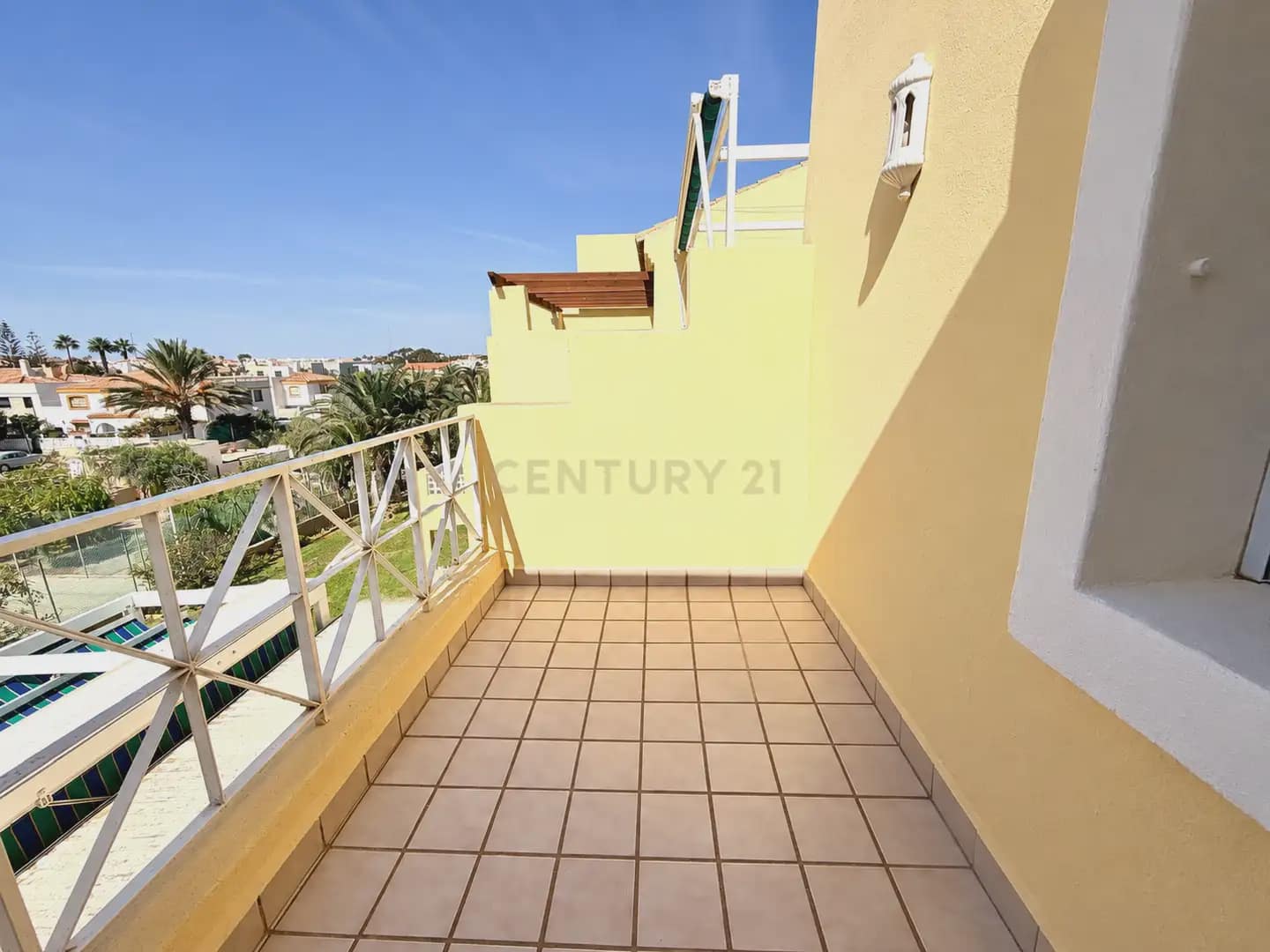 1 bedroom Beach Apartment for sale in Roquetas de Mar - € 156,000 (Ref: 10127333)