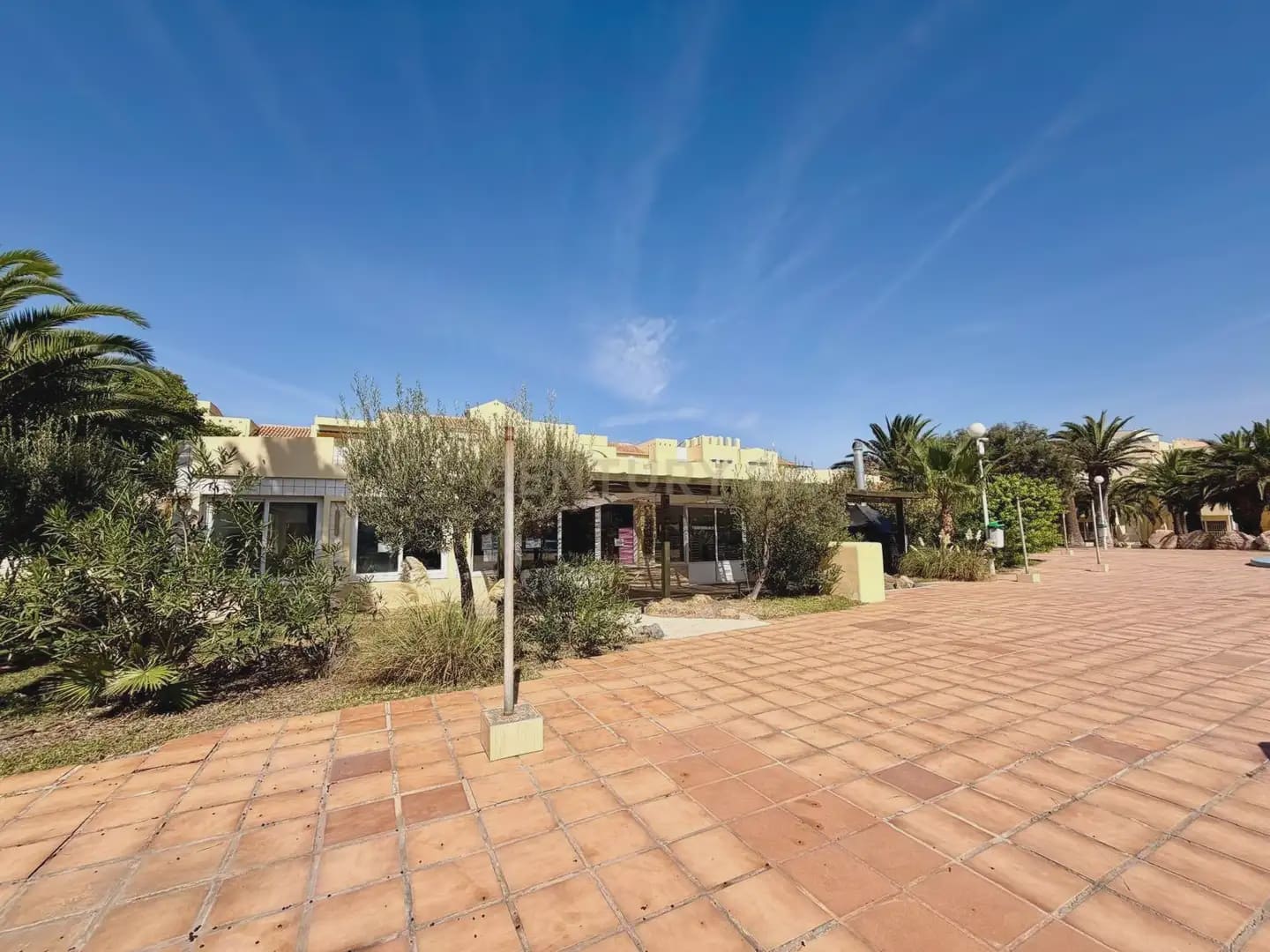 1 bedroom Beach Apartment for sale in Roquetas de Mar - € 156,000 (Ref: 10127333)