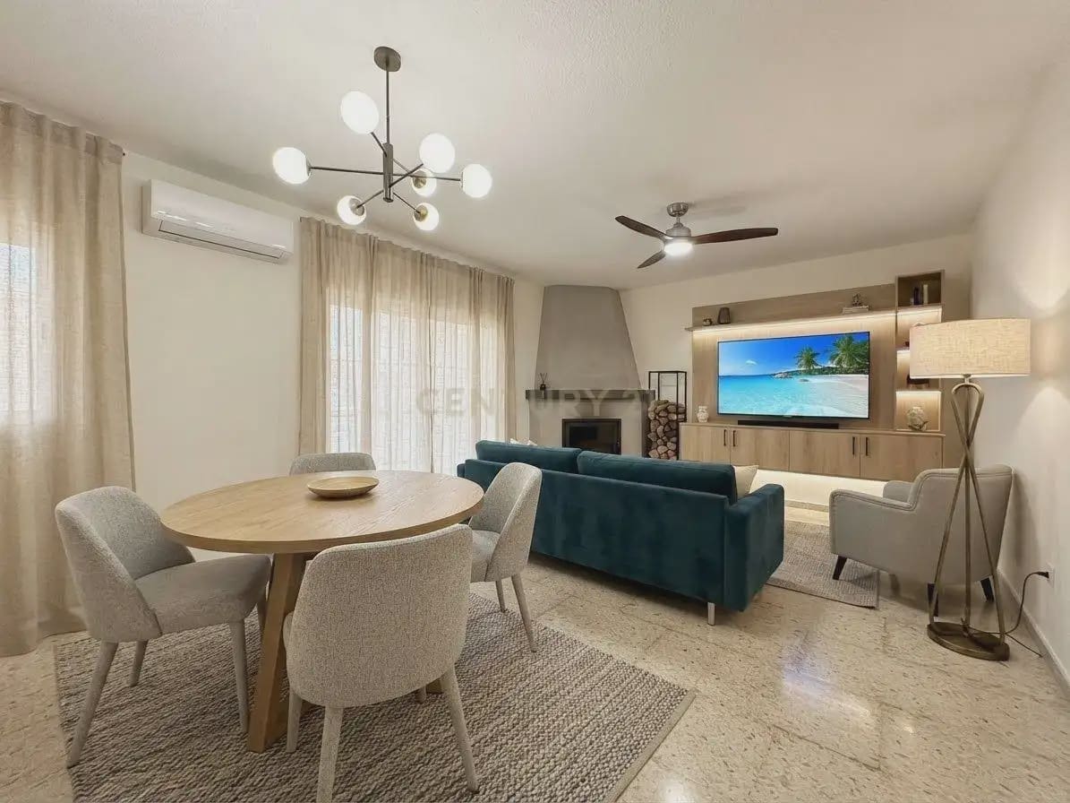 3 sovrum Villa till salu i Roquetas de Mar med pool garage - 550 000 € (Ref: 10148145)