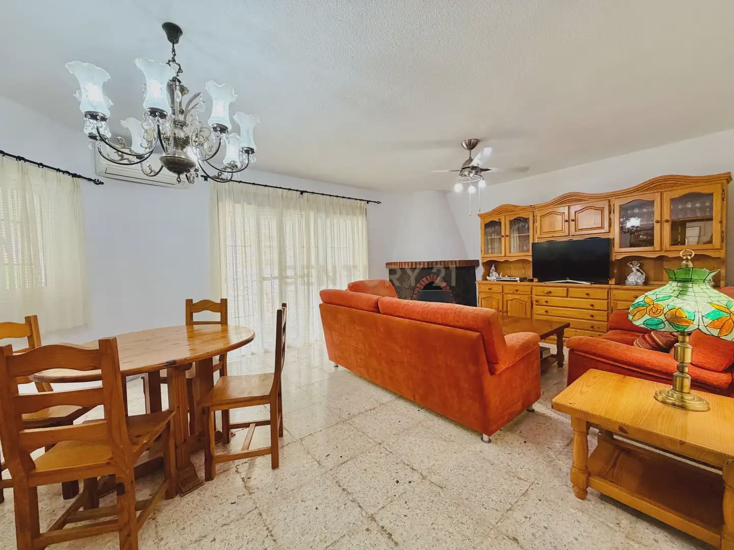 3 sovrum Villa till salu i Roquetas de Mar med pool garage - 550 000 € (Ref: 10148145)