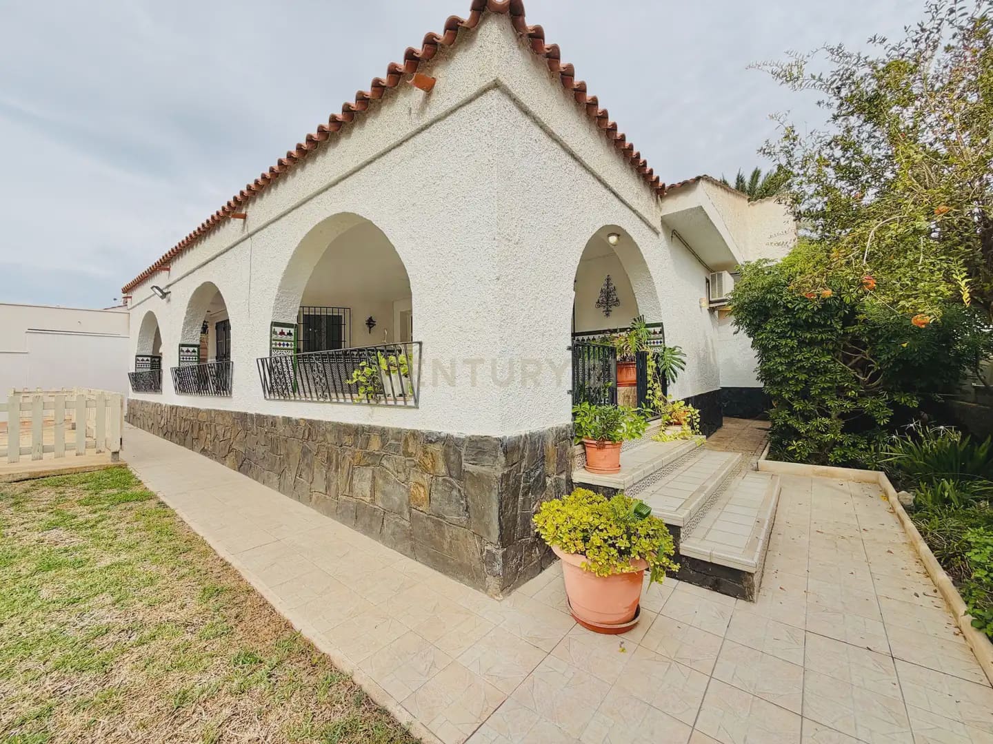3 sovrum Villa till salu i Roquetas de Mar med pool garage - 550 000 € (Ref: 10148145)