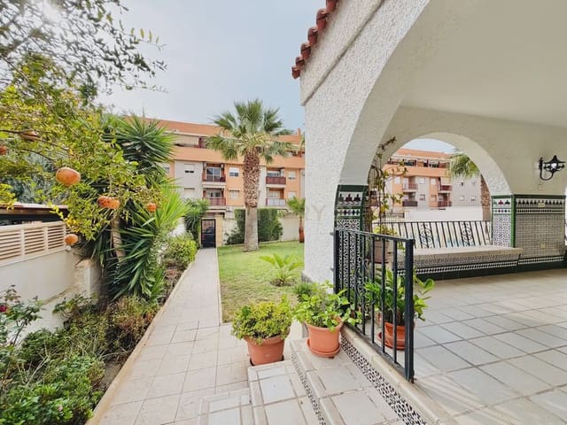 3 sovrum Villa till salu i Aguadulce (Almeria), Roquetas de Mar med pool garage - 550 000 € (Ref: 10148145)