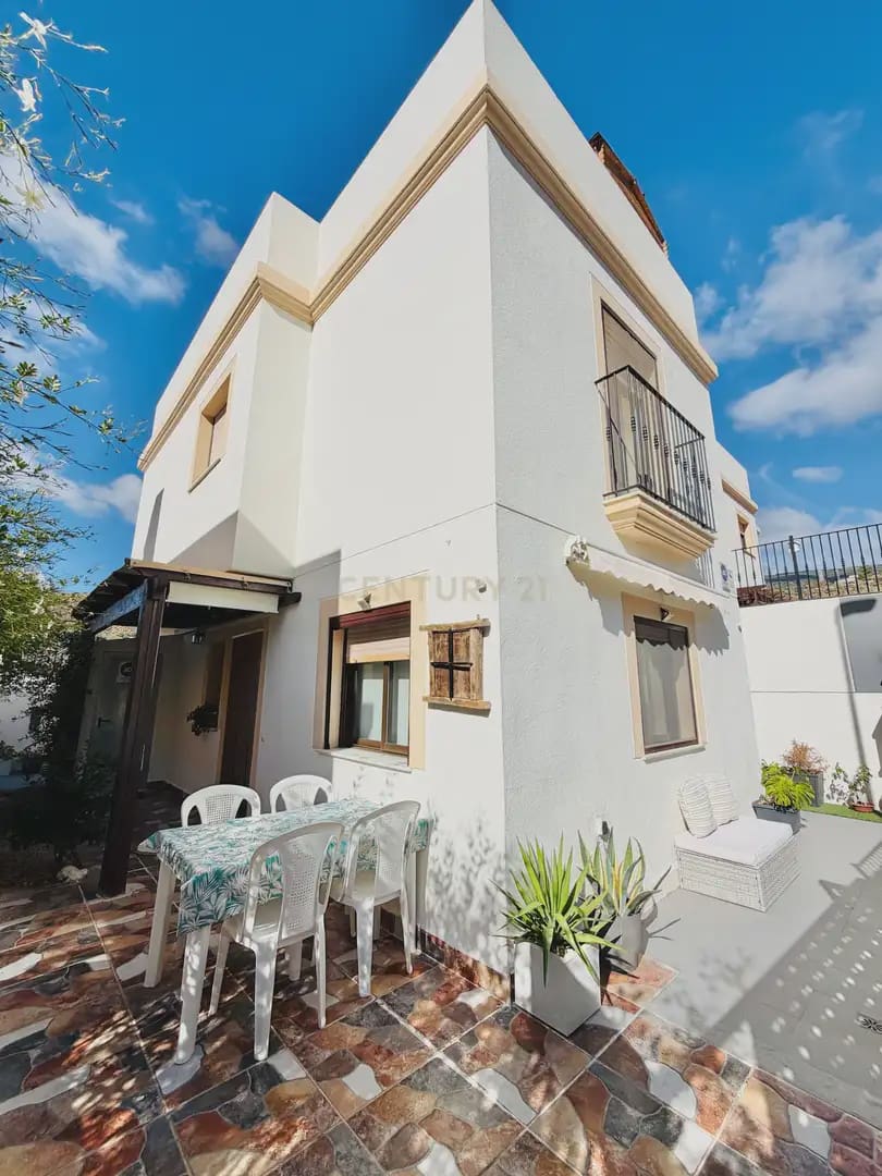 3 quarto Casa em Banda para venda em Paterna del Rio com piscina - 95 000 € (Ref: 10154531)