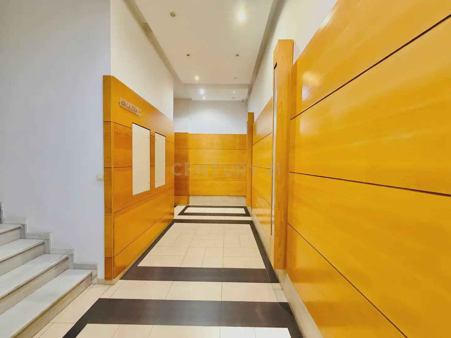 1 slaapkamer Penthouse te koop in Roquetas de Mar - € 205.000 (Ref: 10160648)