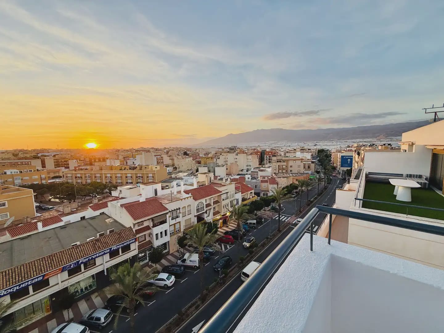 1 slaapkamer Penthouse te koop in Roquetas de Mar - € 205.000 (Ref: 10160648)