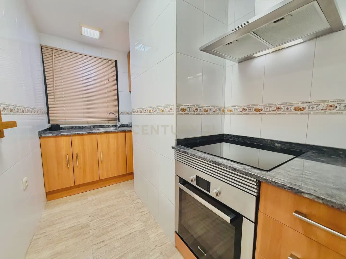 1 slaapkamer Penthouse te koop in Roquetas de Mar - € 205.000 (Ref: 10160648)