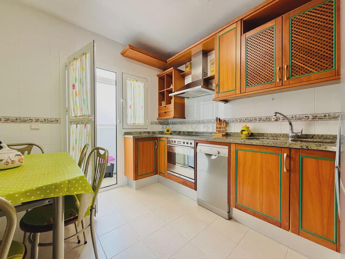 4 soveværelse Lejlighed til salg i El Ejido med garage - € 149.800 (Ref: 10163411)