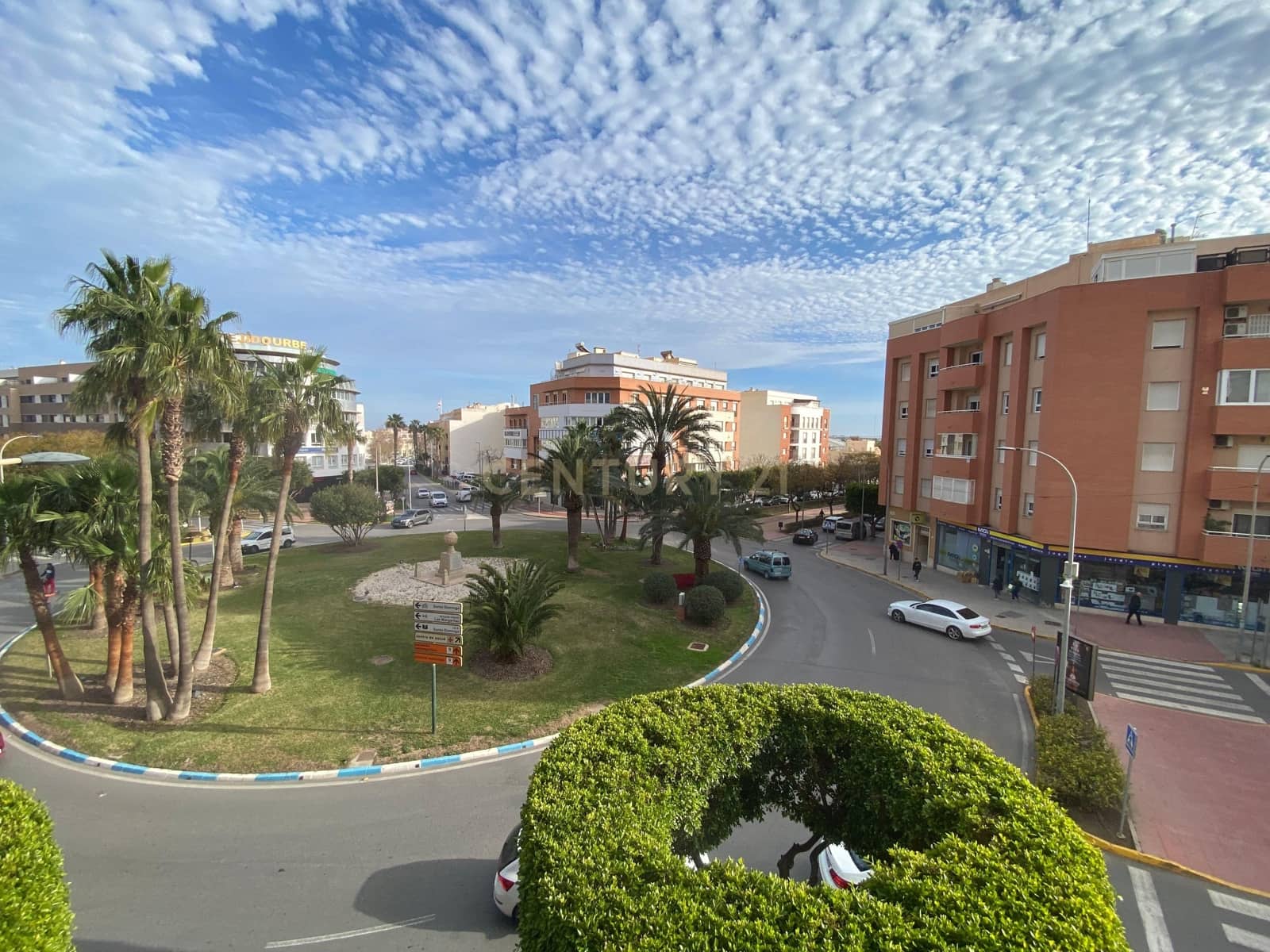 Kontor til salgs i El Ejido - € 70 000 (Ref: 9296432)