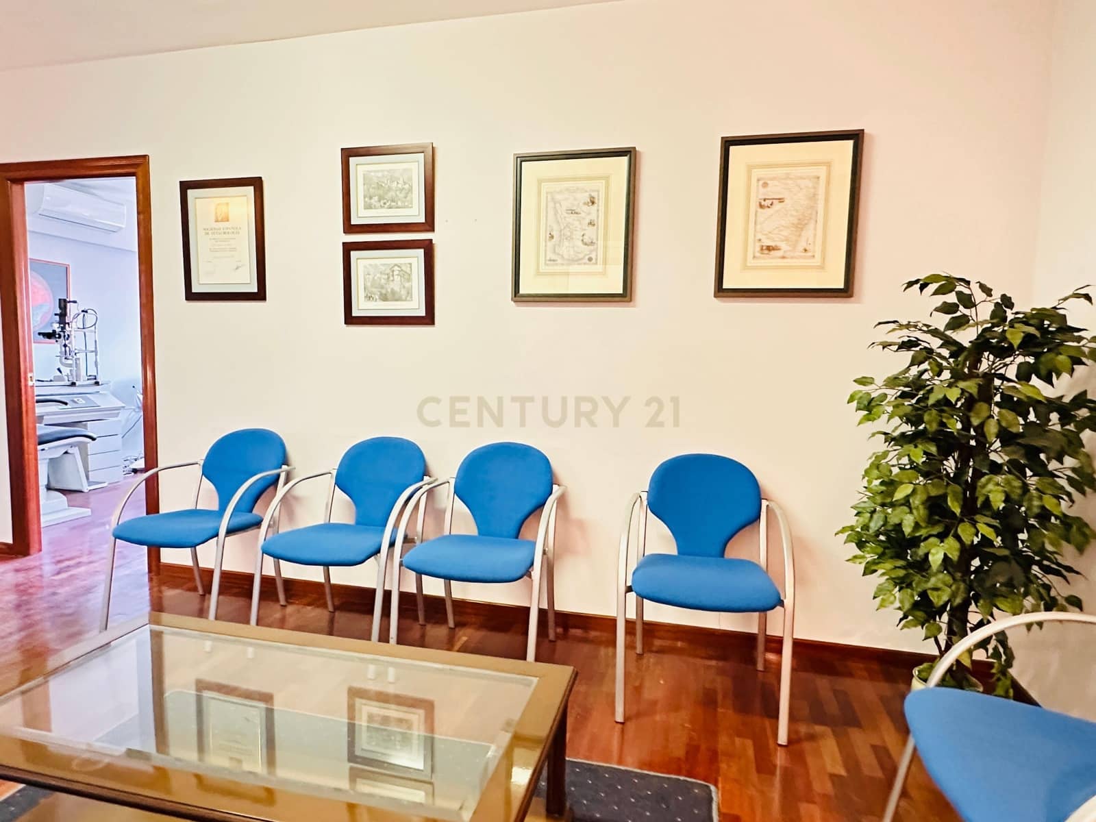 Kontor til salgs i El Ejido - € 70 000 (Ref: 9296432)