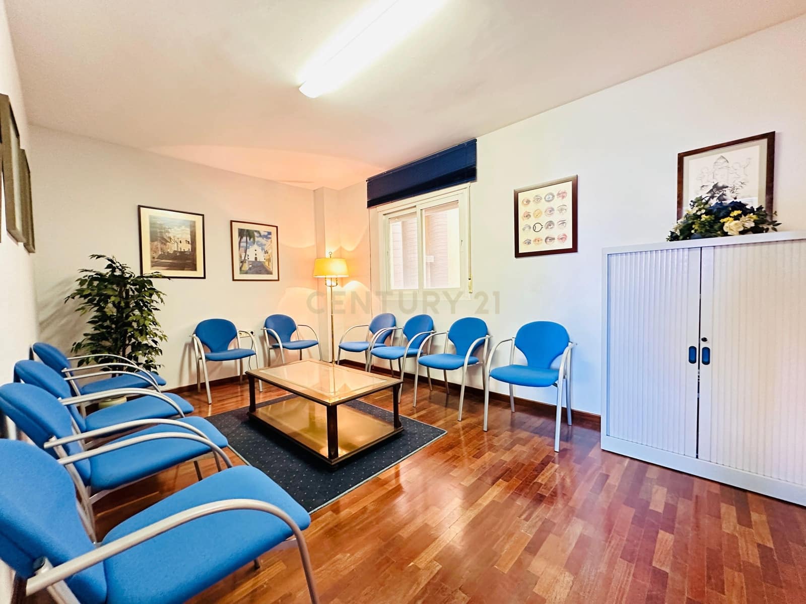 Kontor til salgs i El Ejido - € 70 000 (Ref: 9296432)