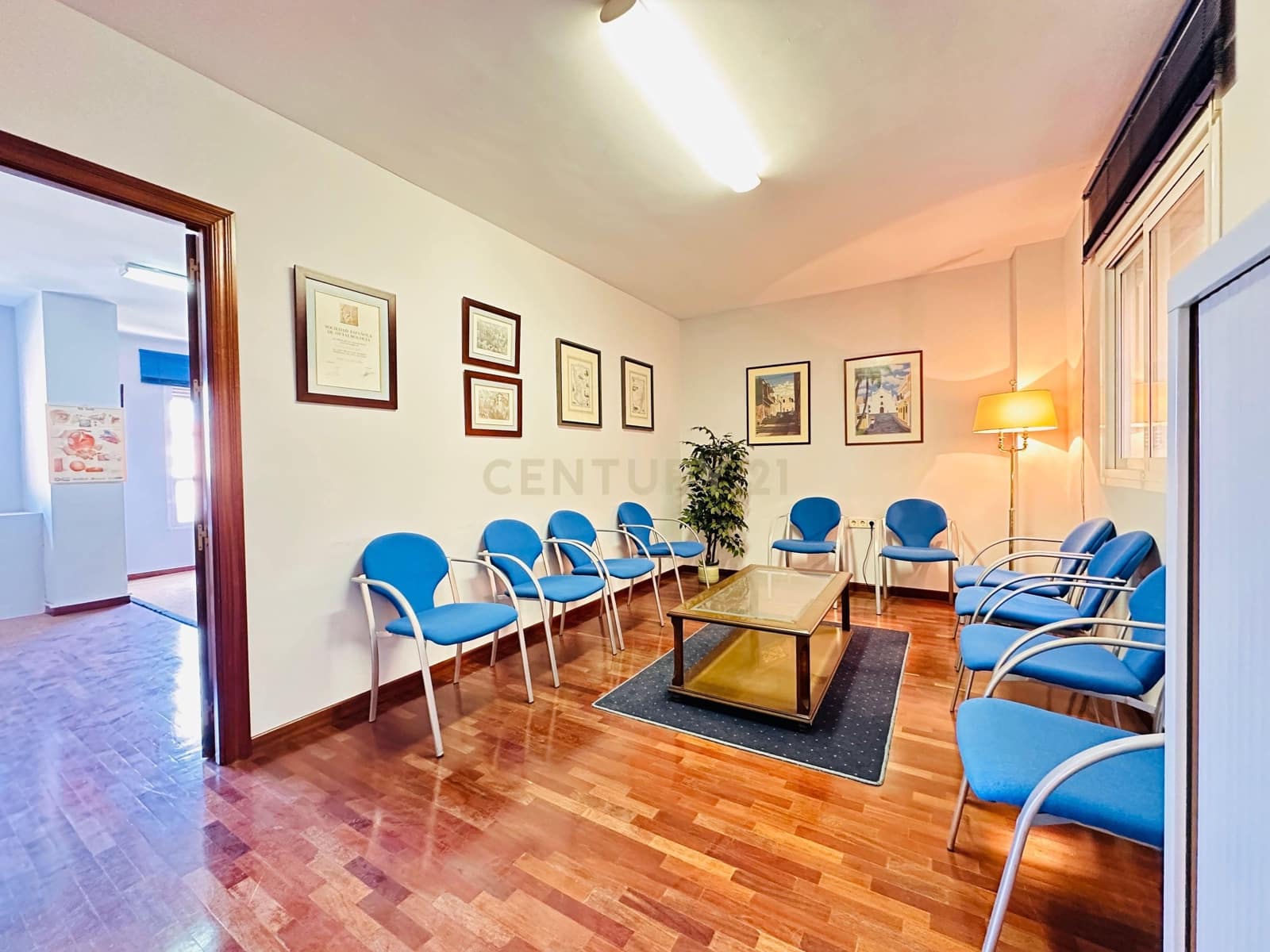 Kontor til salgs i El Ejido - € 70 000 (Ref: 9296432)