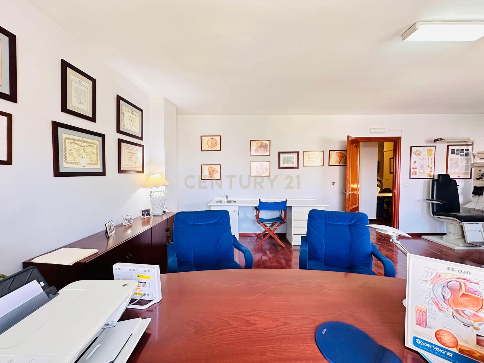 Kontor til salgs i El Ejido - € 70 000 (Ref: 9296432)