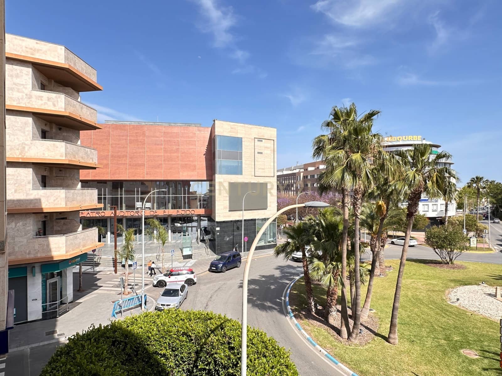 Kontor til salgs i El Ejido - € 70 000 (Ref: 9296432)