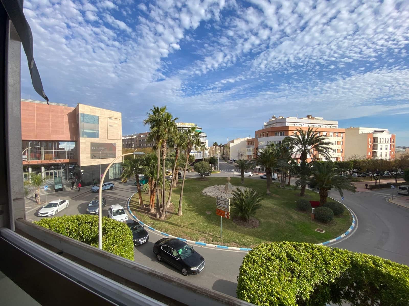 Kontor til salgs i El Ejido - € 70 000 (Ref: 9296432)