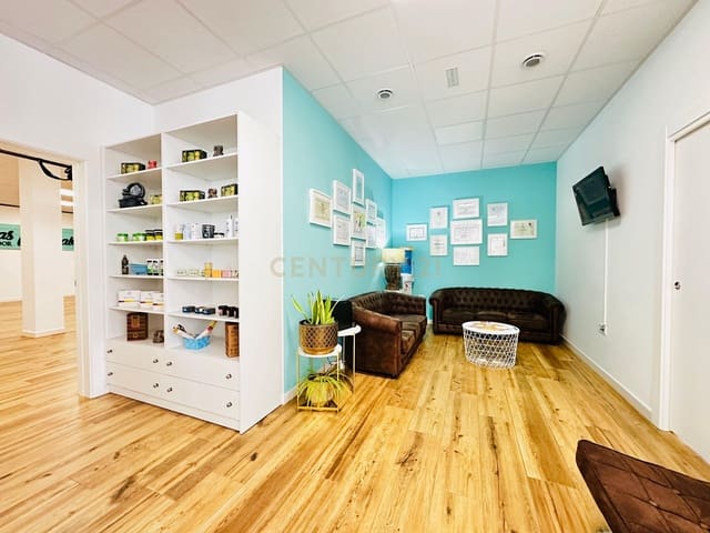 Comercial para venda em Balerma, El Ejido - 350 000 € (Ref: 9296433)