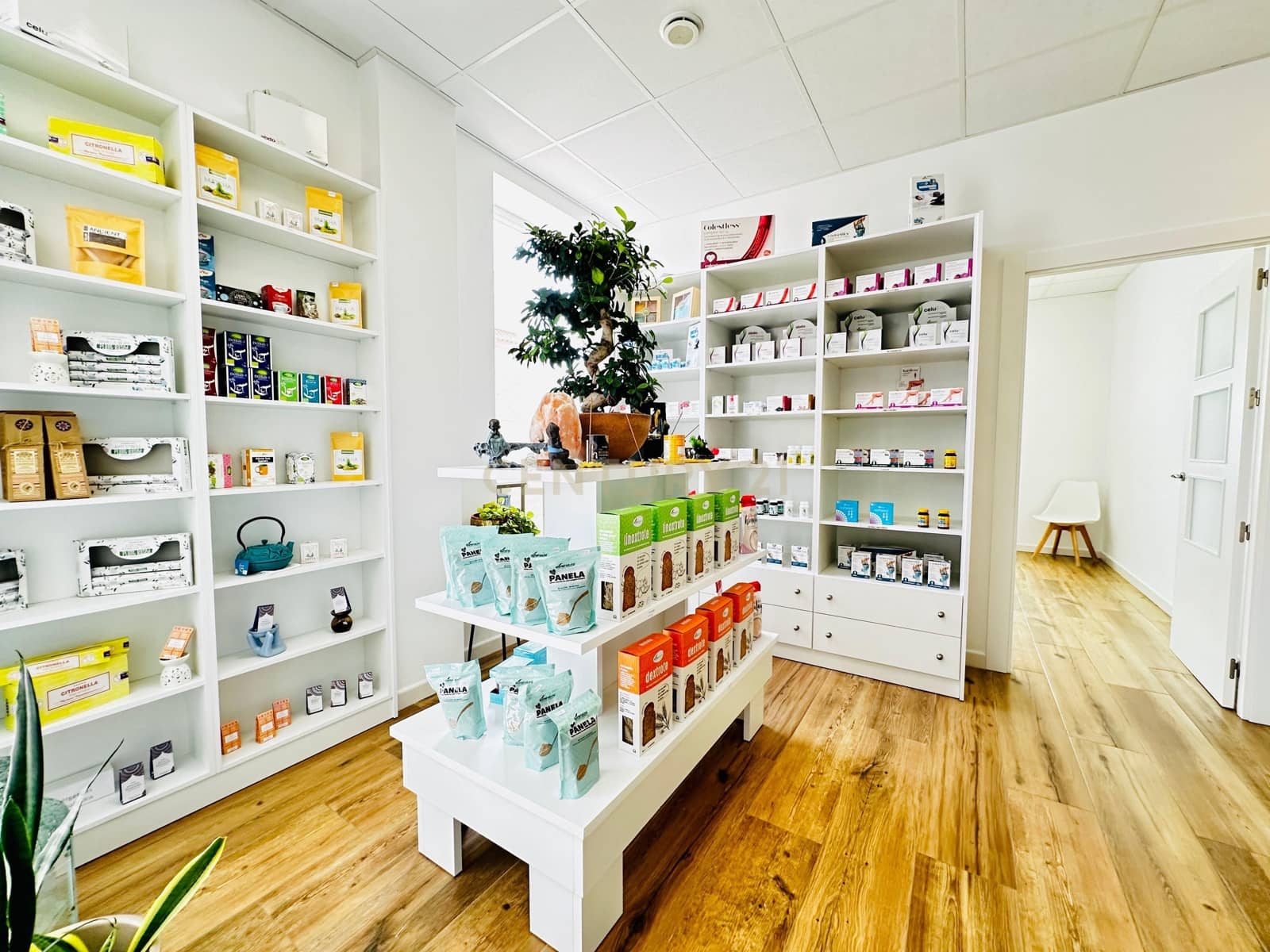 Comercial para venda em El Ejido - 350 000 € (Ref: 9296433)