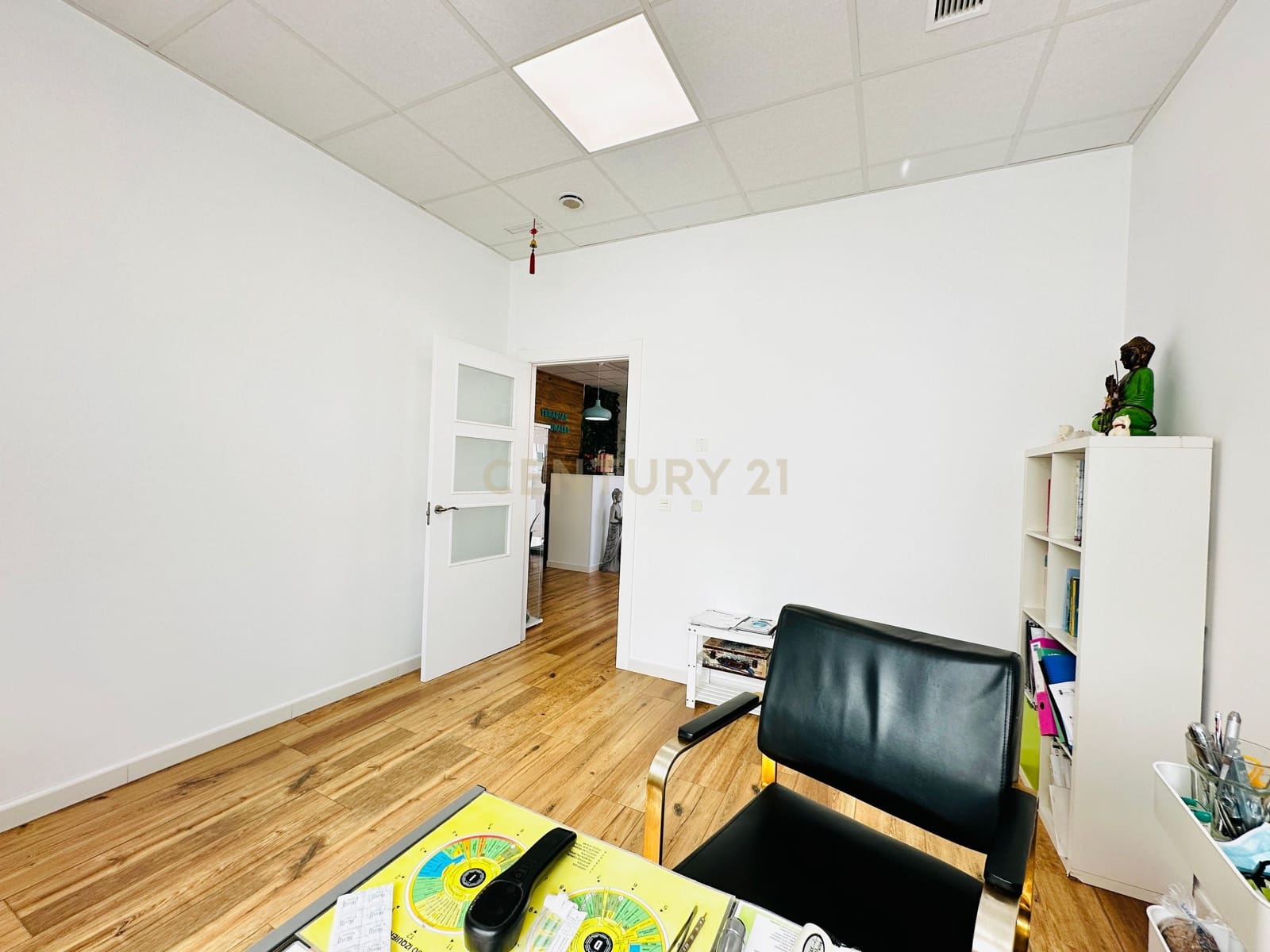 Comercial para venda em El Ejido - 350 000 € (Ref: 9296433)