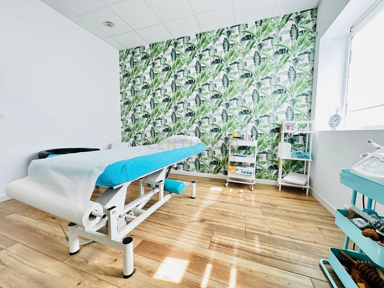 Comercial para venda em El Ejido - 350 000 € (Ref: 9296433)