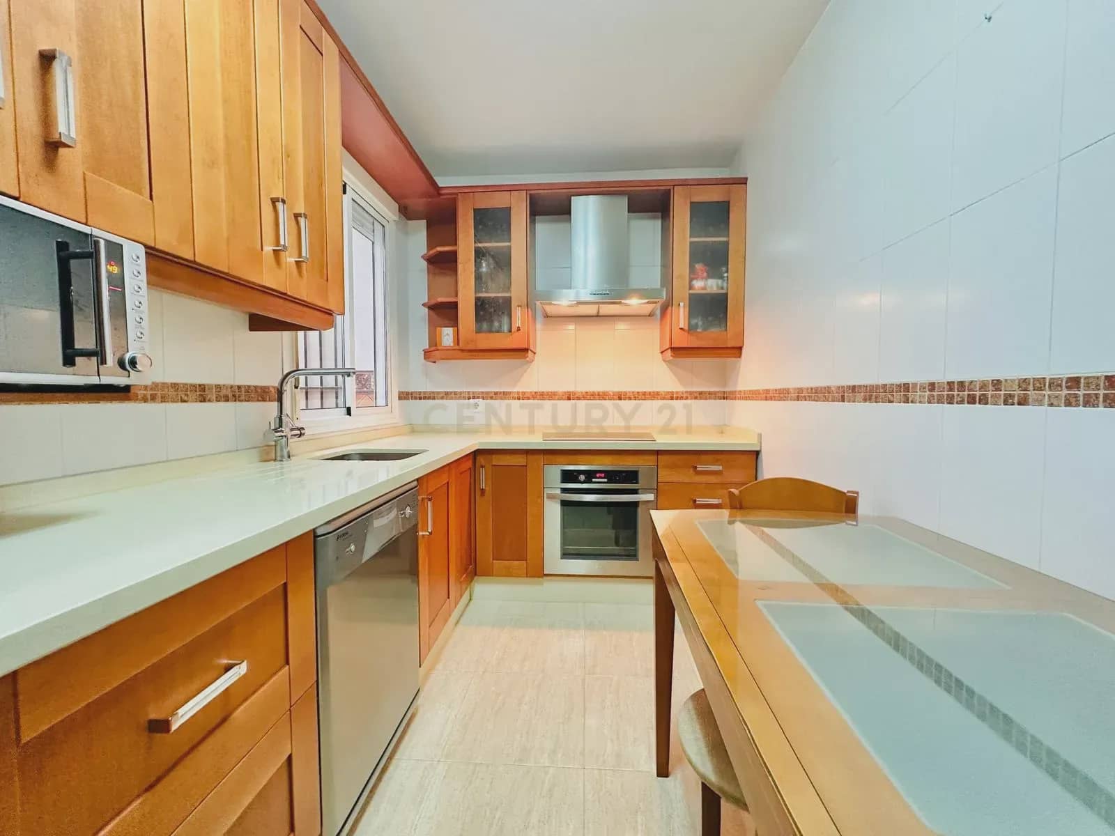 3 makuuhuone Huoneisto myytävänä paikassa Berja mukana 
autotalli - 107 800 € (Ref: 9296449)