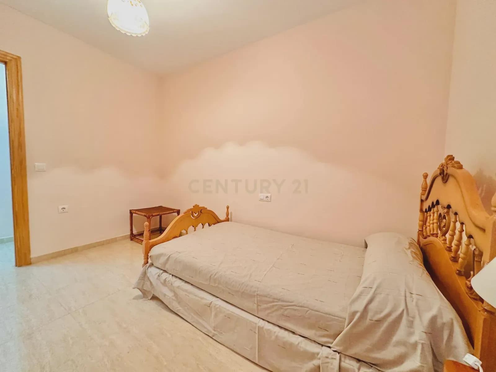 3 makuuhuone Huoneisto myytävänä paikassa Berja mukana 
autotalli - 107 800 € (Ref: 9296449)