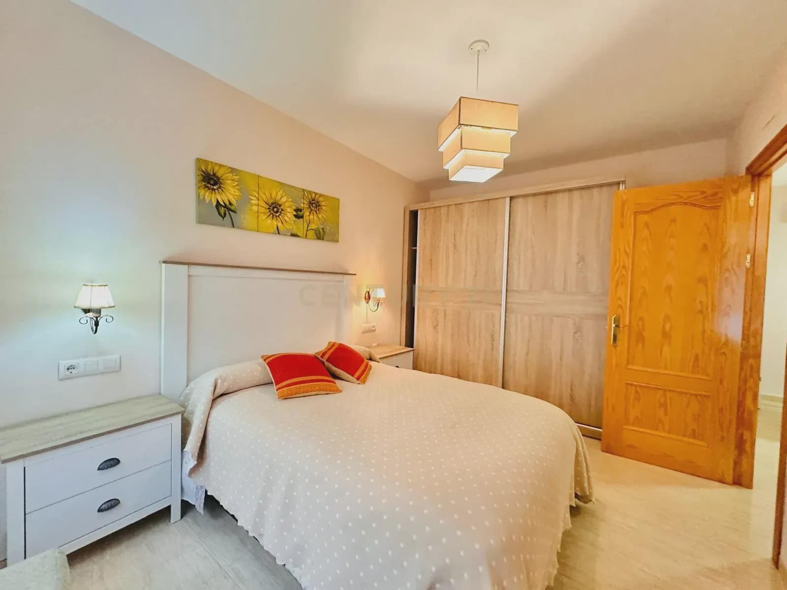 3 makuuhuone Huoneisto myytävänä paikassa Berja mukana 
autotalli - 107 800 € (Ref: 9296449)