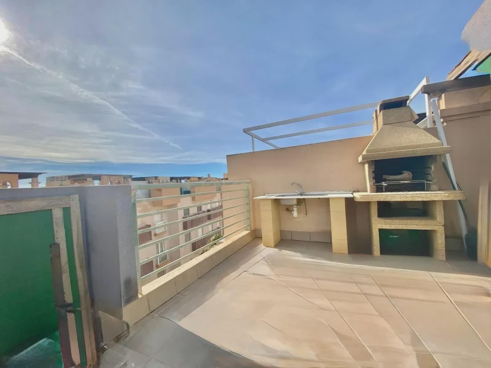 2 soveværelse Penthouse til salg i El Ejido med swimmingpool garage - € 215.500 (Ref: 9296453)