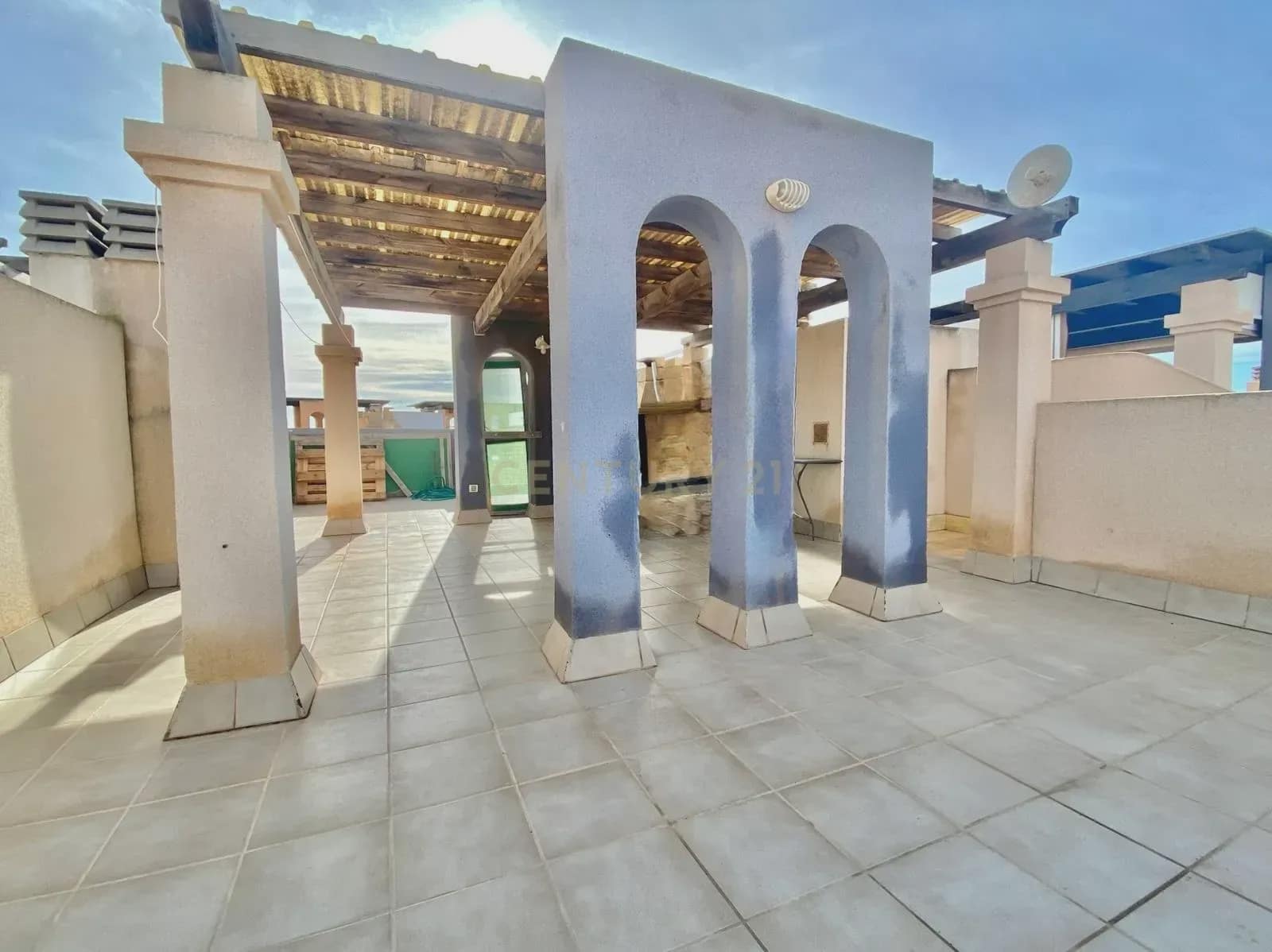 2 soveværelse Penthouse til salg i El Ejido med swimmingpool garage - € 215.500 (Ref: 9296453)