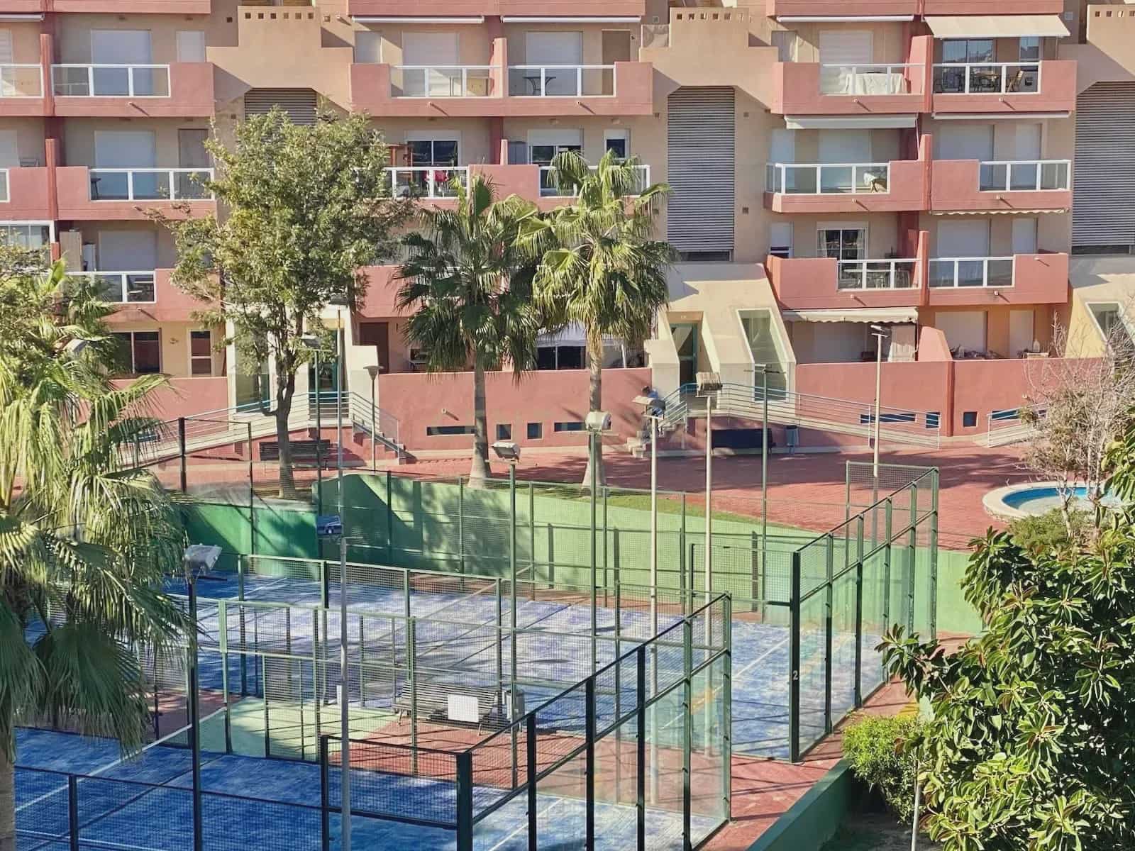 2 soveværelse Penthouse til salg i El Ejido med swimmingpool garage - € 215.500 (Ref: 9296453)