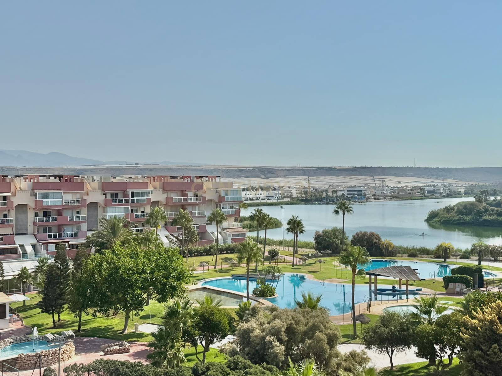 2 soveværelse Penthouse til salg i El Ejido med swimmingpool garage - € 215.500 (Ref: 9296453)