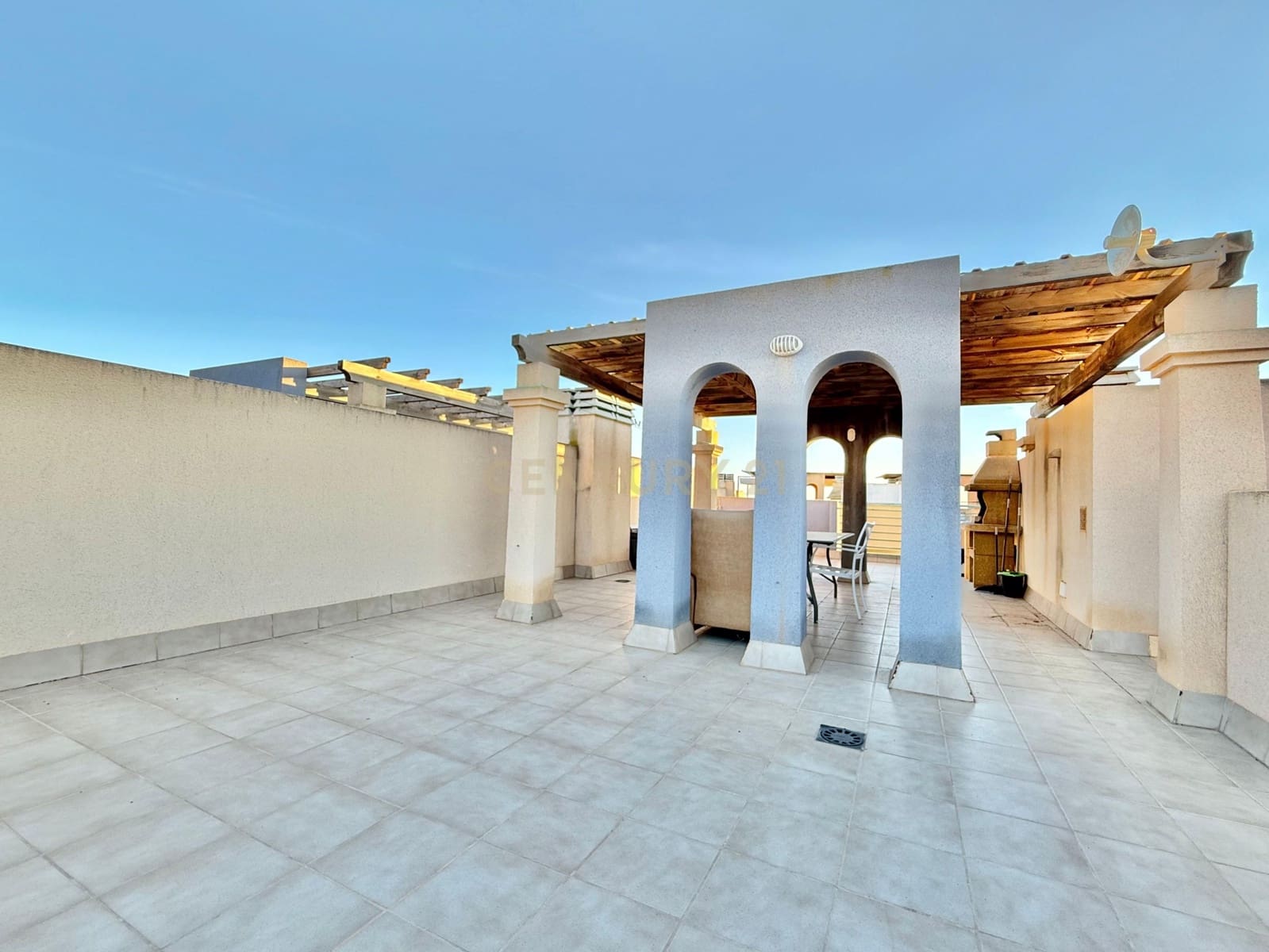 2 soveværelse Penthouse til salg i El Ejido med swimmingpool garage - € 215.500 (Ref: 9296453)