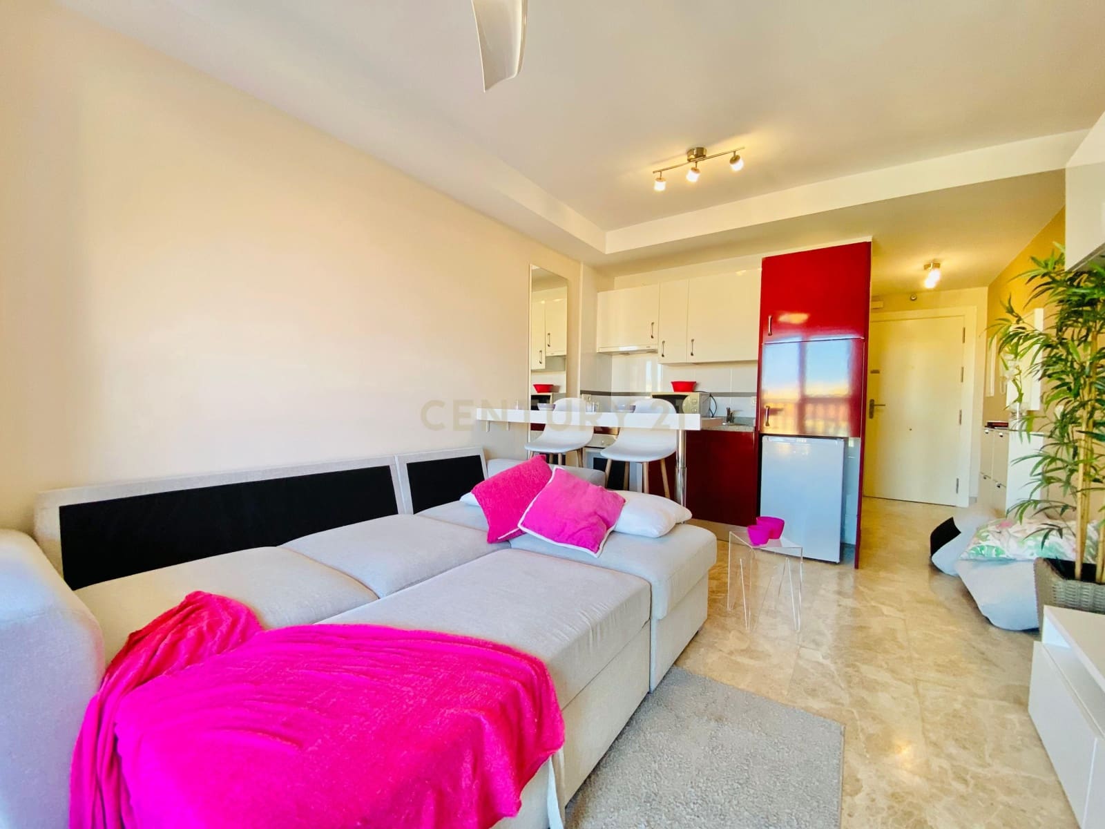 Studio til salgs i El Ejido med svømmebasseng - € 95 000 (Ref: 9296454)