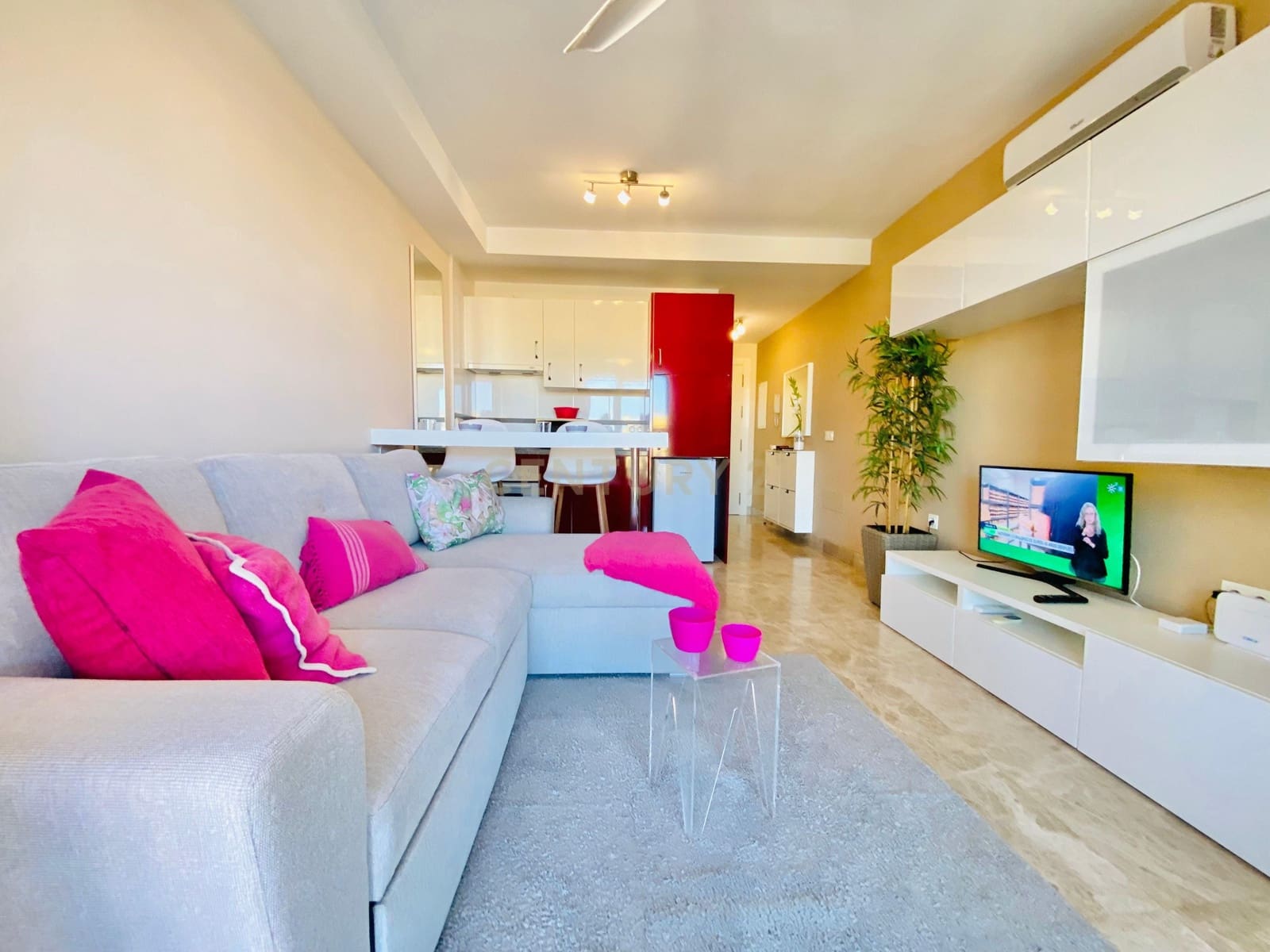 Studio til salgs i El Ejido med svømmebasseng - € 95 000 (Ref: 9296454)