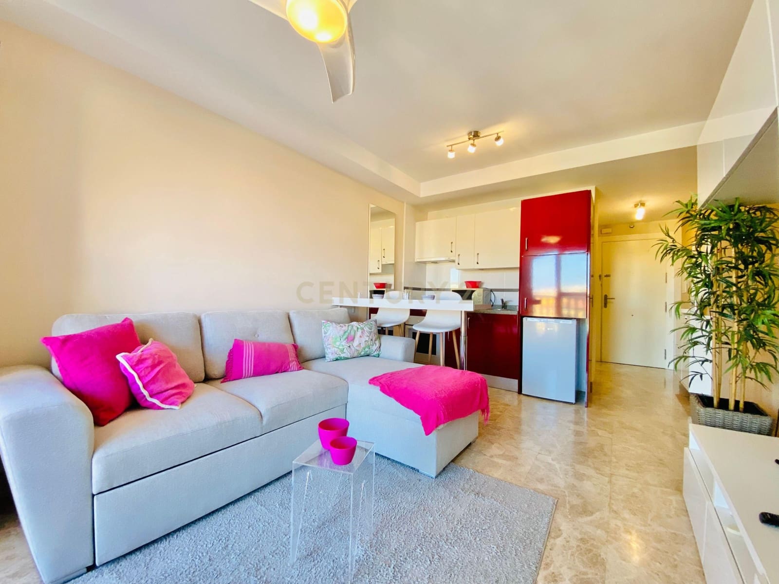 Studio til salgs i El Ejido med svømmebasseng - € 95 000 (Ref: 9296454)