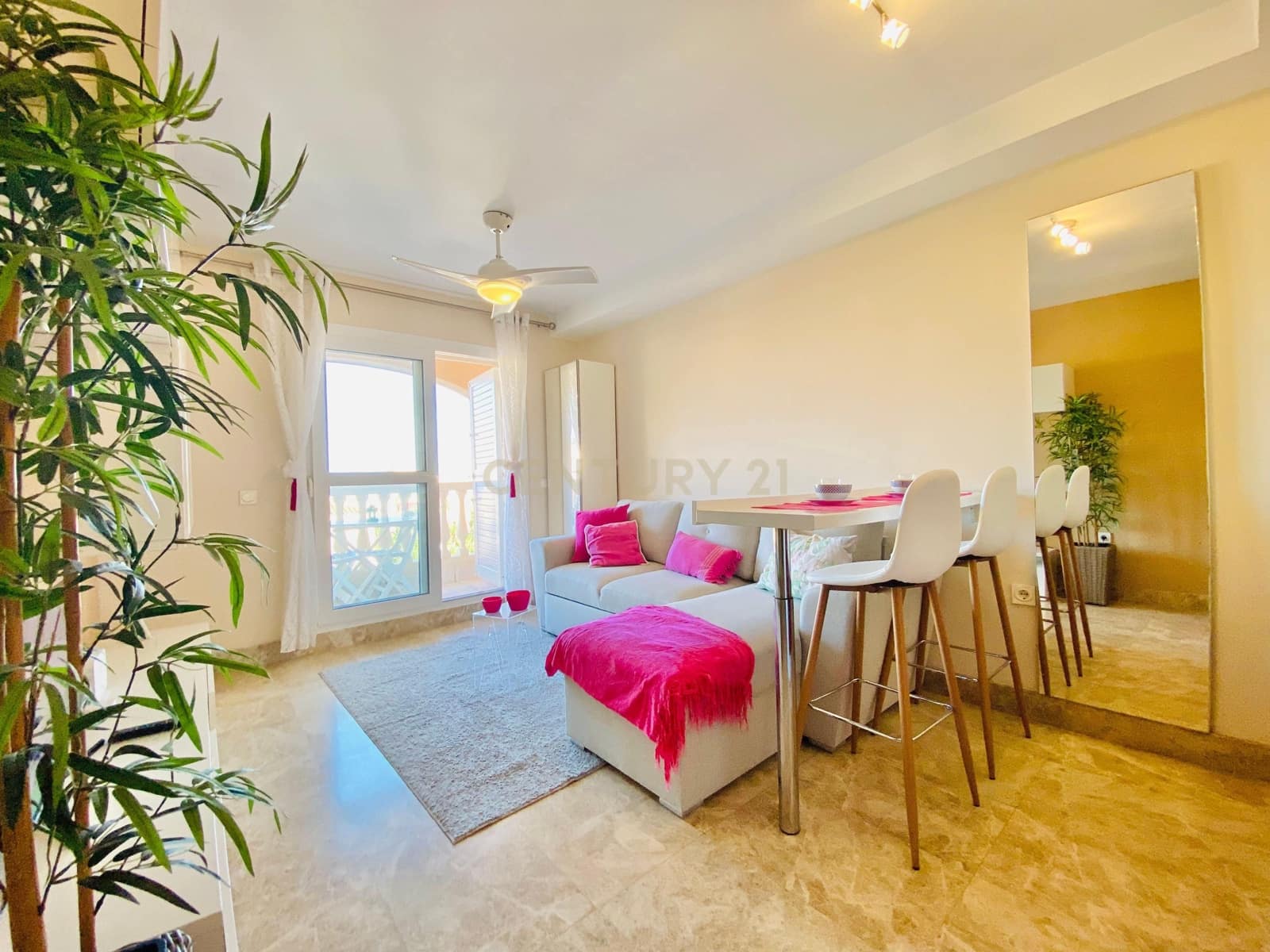 Studio til salgs i El Ejido med svømmebasseng - € 95 000 (Ref: 9296454)