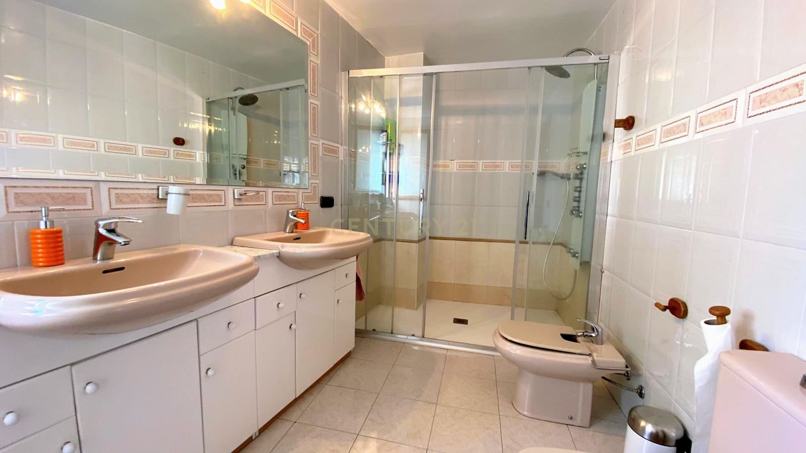 7 camera da letto Casa in vendita in Nevada - 134.800 € (Rif: 9298920)