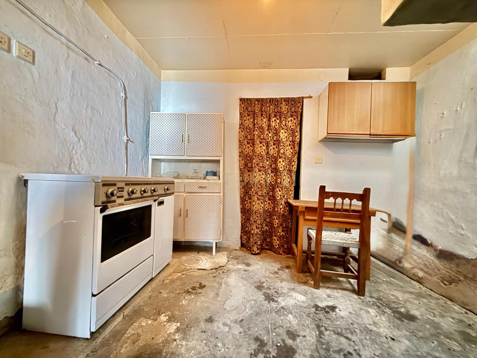 7 soveværelse Byhus til salg i Valor - € 80.900 (Ref: 9338777)