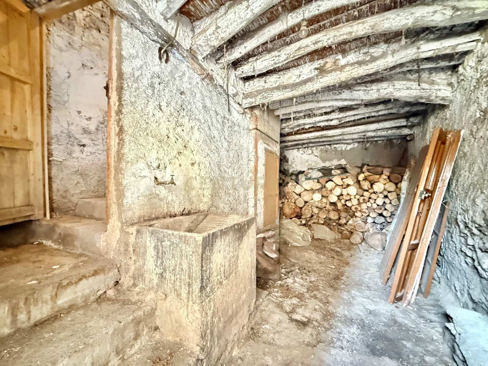 7 soveværelse Byhus til salg i Valor - € 80.900 (Ref: 9338777)