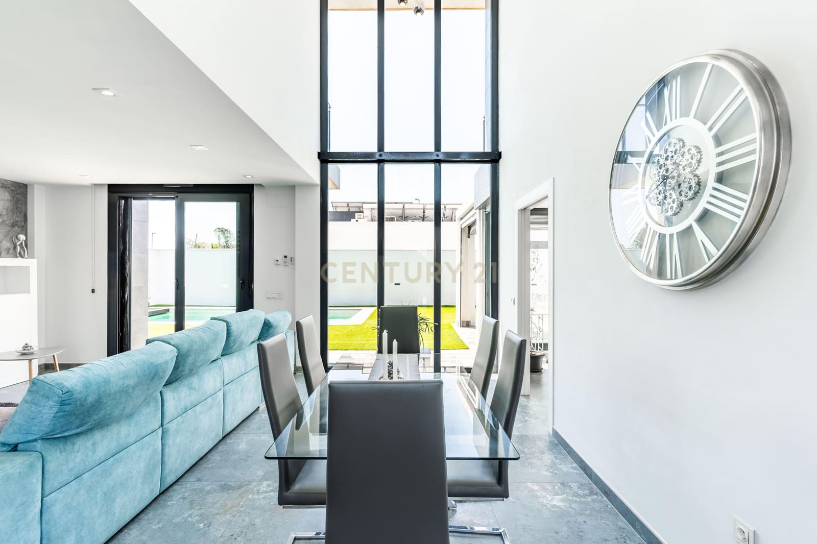 4 soveværelse Villa til salg i El Ejido med swimmingpool - € 880.000 (Ref: 9348623)