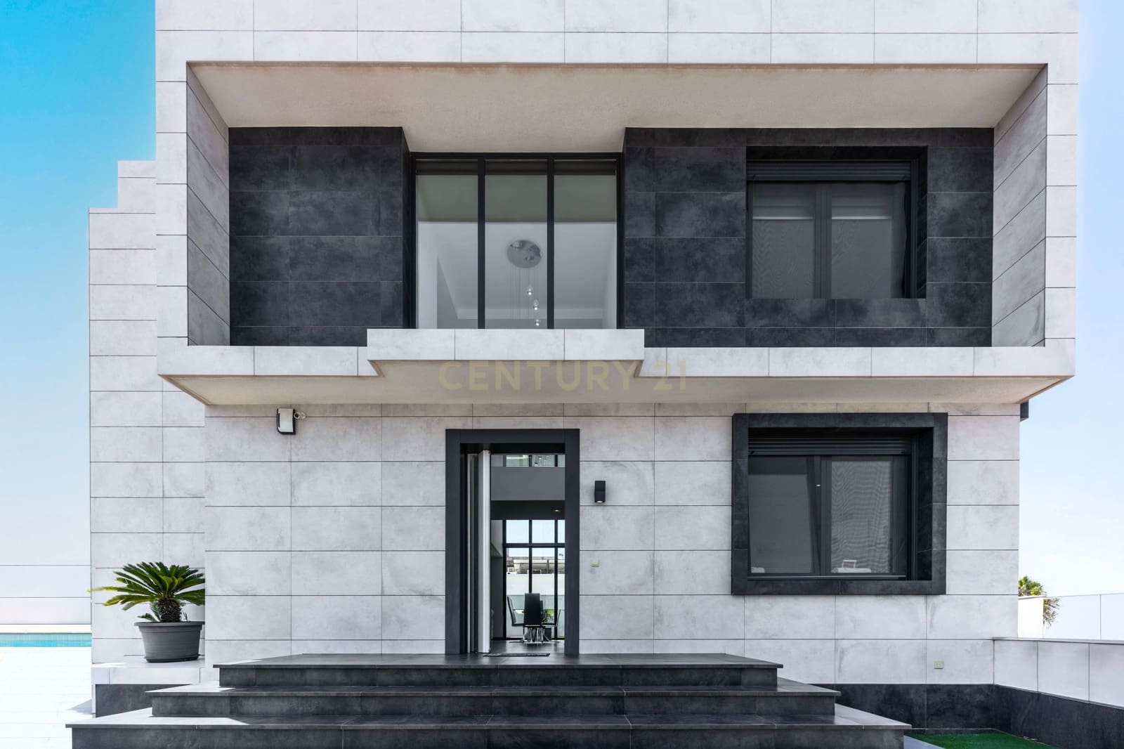 4 soveværelse Villa til salg i El Ejido med swimmingpool - € 880.000 (Ref: 9348623)