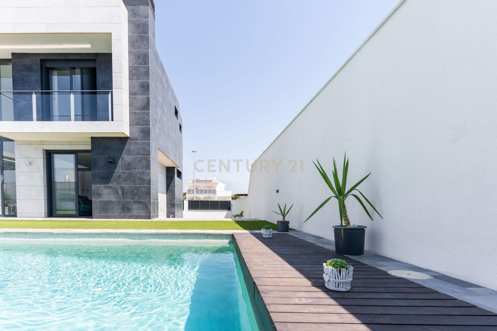 4 soveværelse Villa til salg i El Ejido med swimmingpool - € 880.000 (Ref: 9348623)