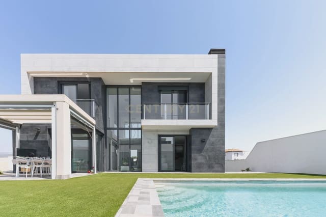 4 soveværelse Villa til salg i El Ejido med swimmingpool - € 880.000 (Ref: 9348623)