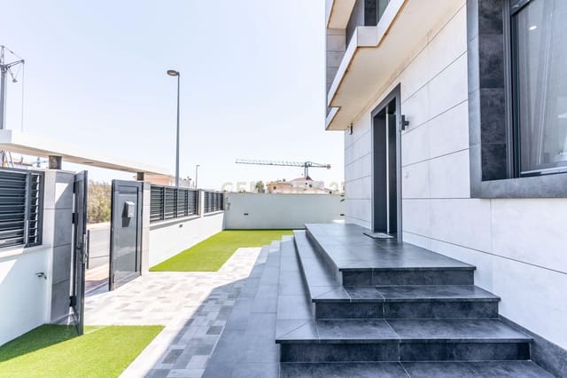 4 soveværelse Villa til salg i El Ejido med swimmingpool - € 880.000 (Ref: 9348623)