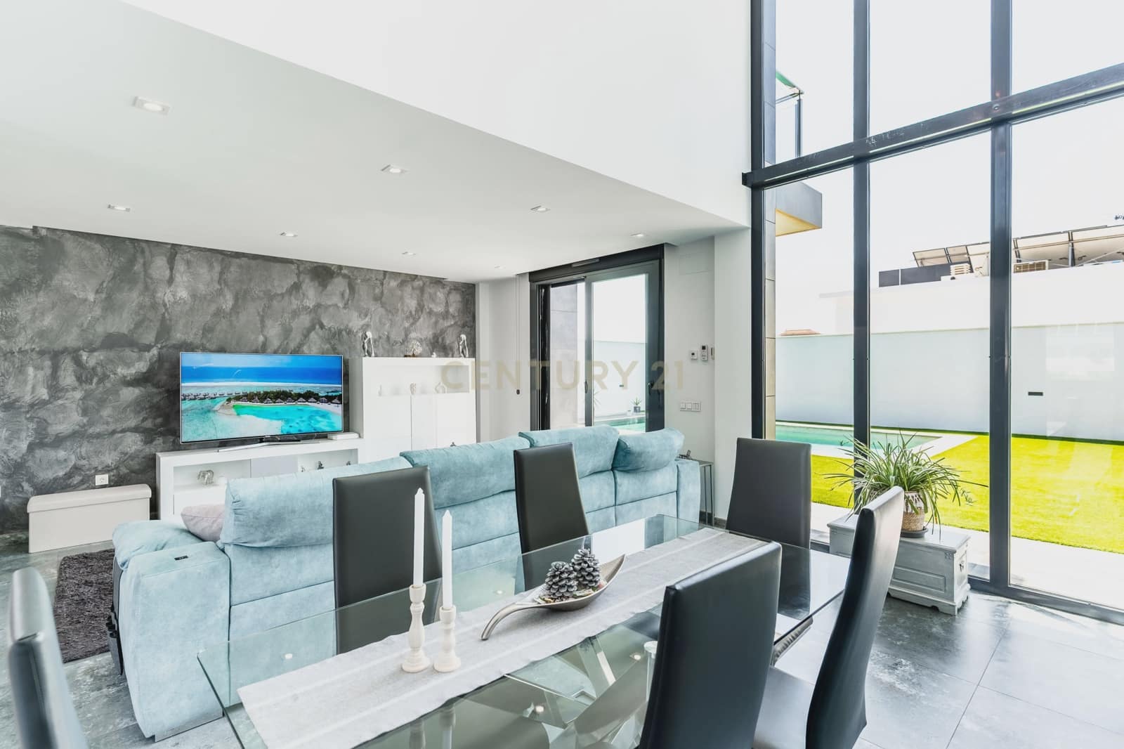 4 soveværelse Villa til salg i El Ejido med swimmingpool - € 880.000 (Ref: 9348623)