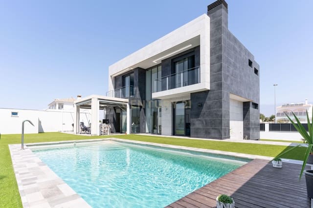 4 bedroom Villa for sale in El Ejido with pool - € 880,000 (Ref: 9348623)