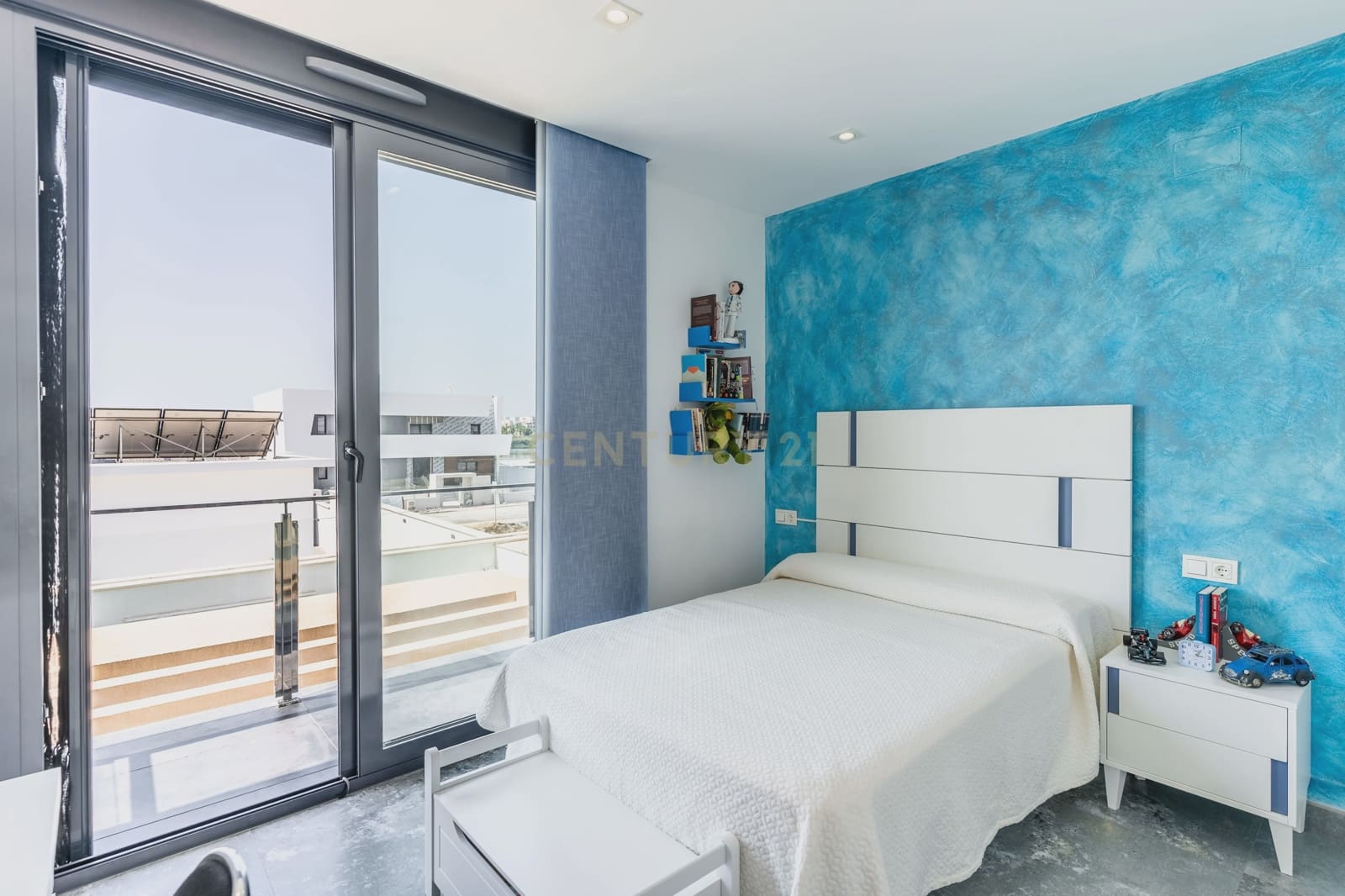 4 soveværelse Villa til salg i El Ejido med swimmingpool - € 880.000 (Ref: 9348623)