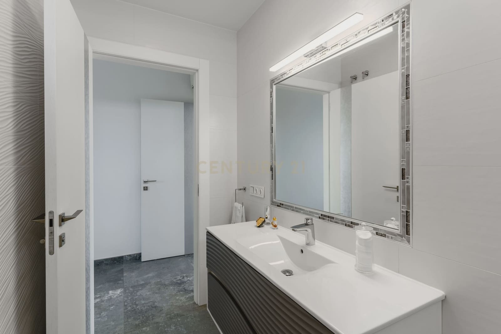 4 soveværelse Villa til salg i El Ejido med swimmingpool - € 880.000 (Ref: 9348623)