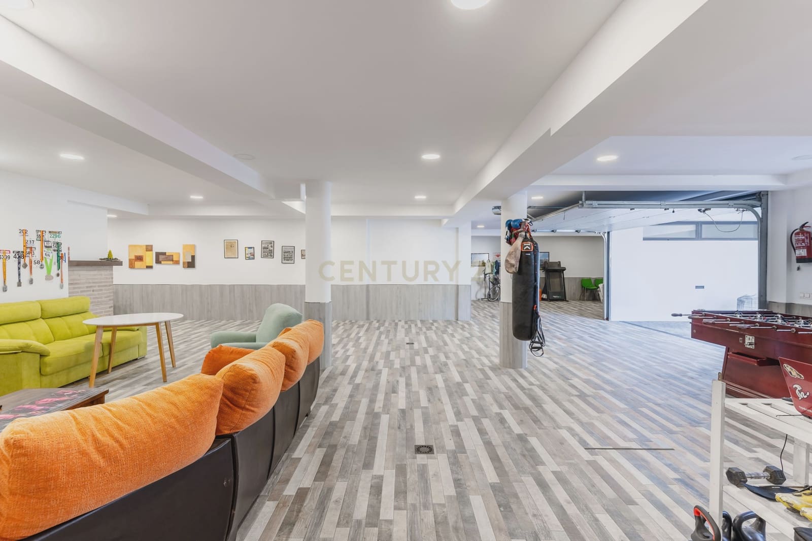 4 soveværelse Villa til salg i El Ejido med swimmingpool - € 880.000 (Ref: 9348623)