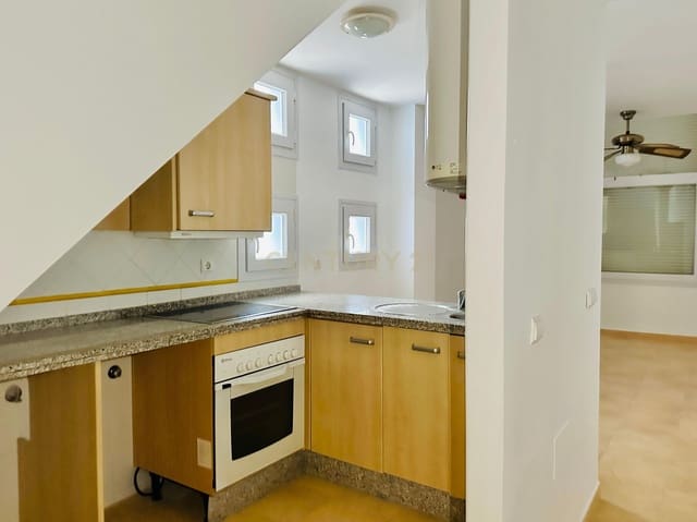 1 soveværelse Strandlejlighed til salg i El Ejido med swimmingpool - € 140.000 (Ref: 9398010)